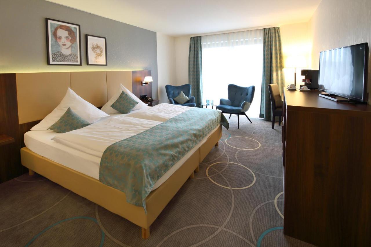 Lobinger-Parkhotel กิงเงน อัน แดร์เบรนซ์ ภายนอก รูปภาพ