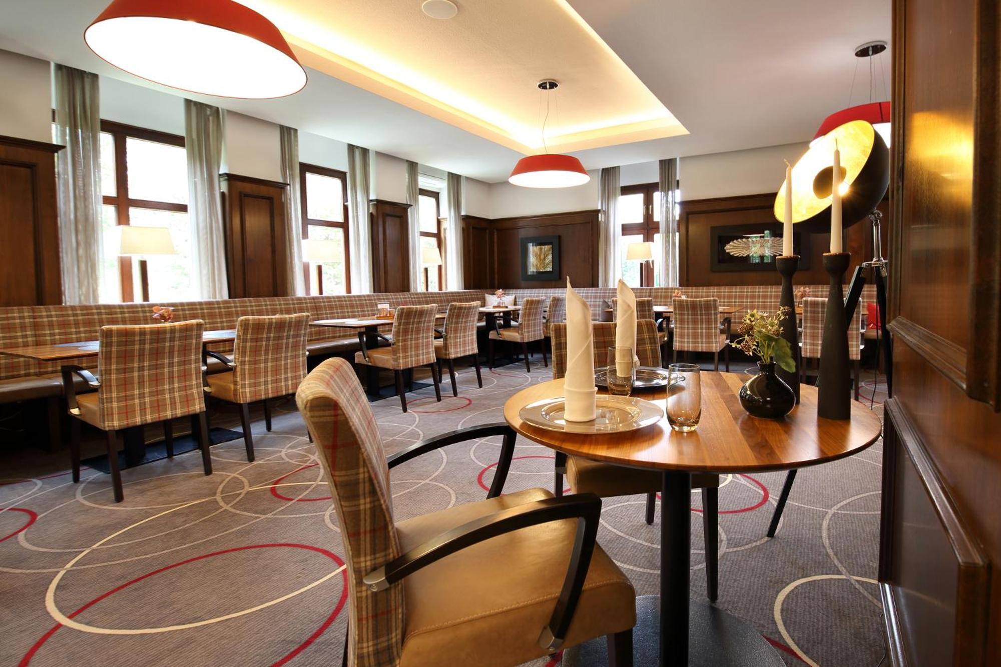 Lobinger-Parkhotel กิงเงน อัน แดร์เบรนซ์ ภายนอก รูปภาพ