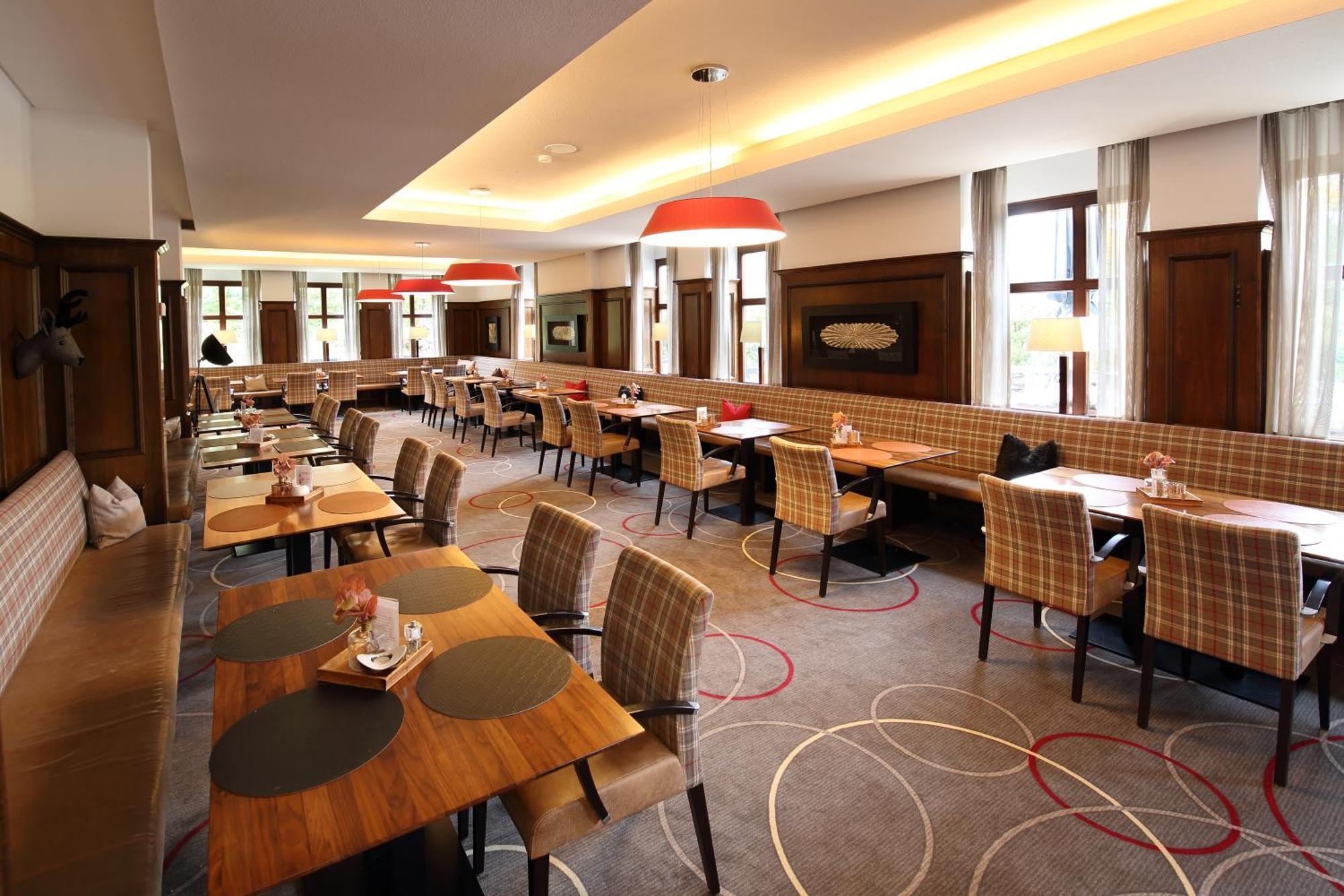 Lobinger-Parkhotel กิงเงน อัน แดร์เบรนซ์ ภายนอก รูปภาพ